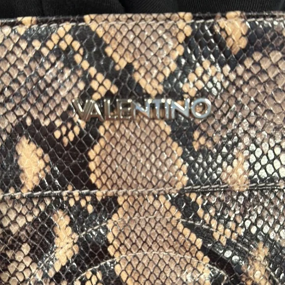 NWT Mario Valentino snake print leather shoulder bag - Picture 4 of 14